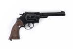 Crosman 38 T
Revolver à CO2

Crosse en plastique. N°180223938.

Long. 30,5 cm.