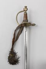 Epée d’officier autrichien type 1837

Fusée en bois (manque le filigrane)....